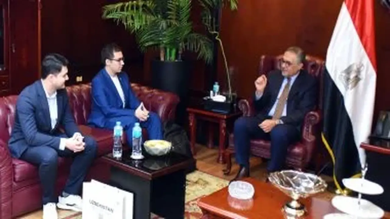 هيئة الاستثمار تدرس تعزيز التعاون مع IT Park Uzbekistan لدعم نمو شركات التكنولوجيا